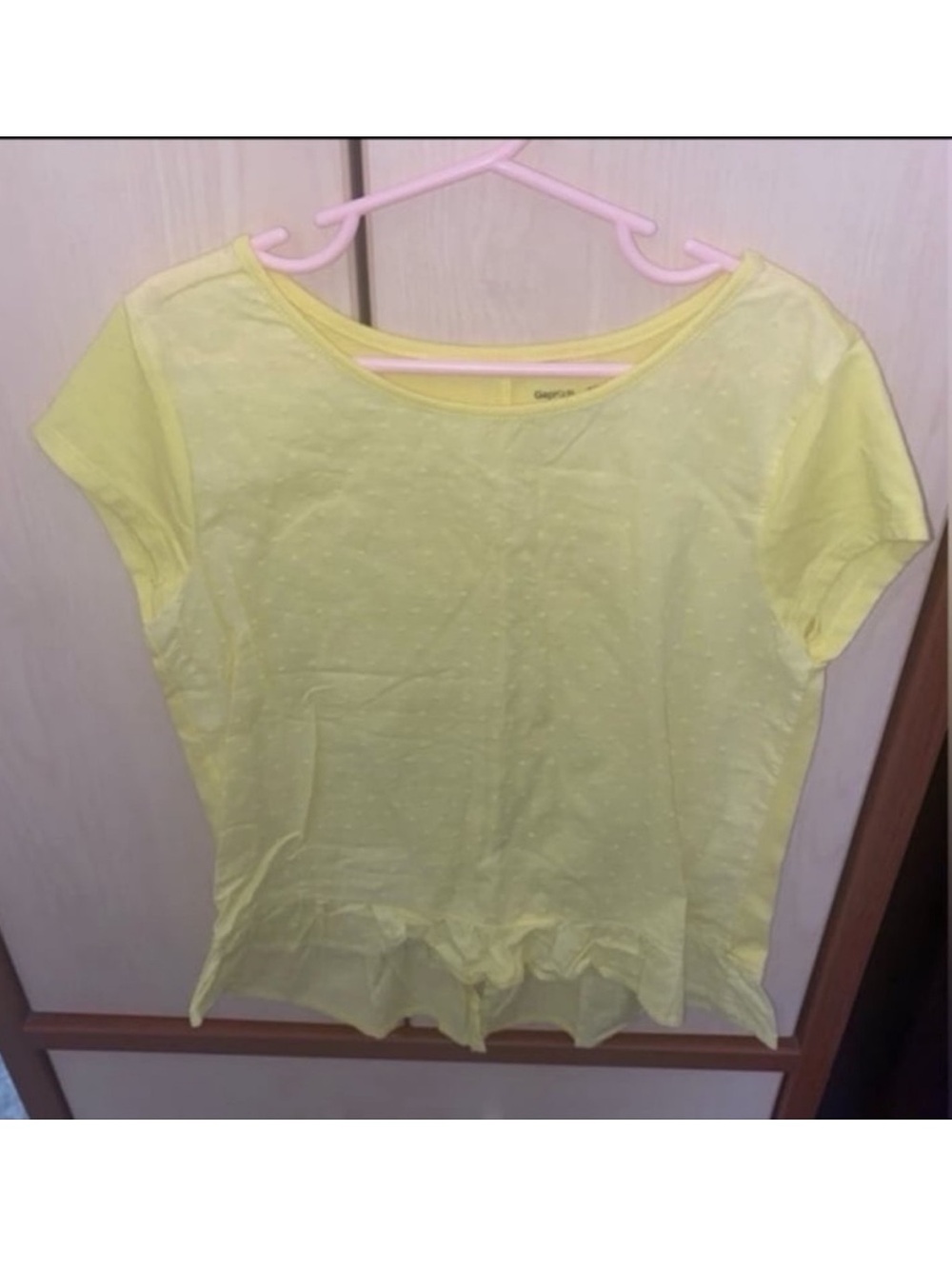 GAP Girls Size 8 Yellow Swiss Dot Ruffle Hem Short Sleeve Top